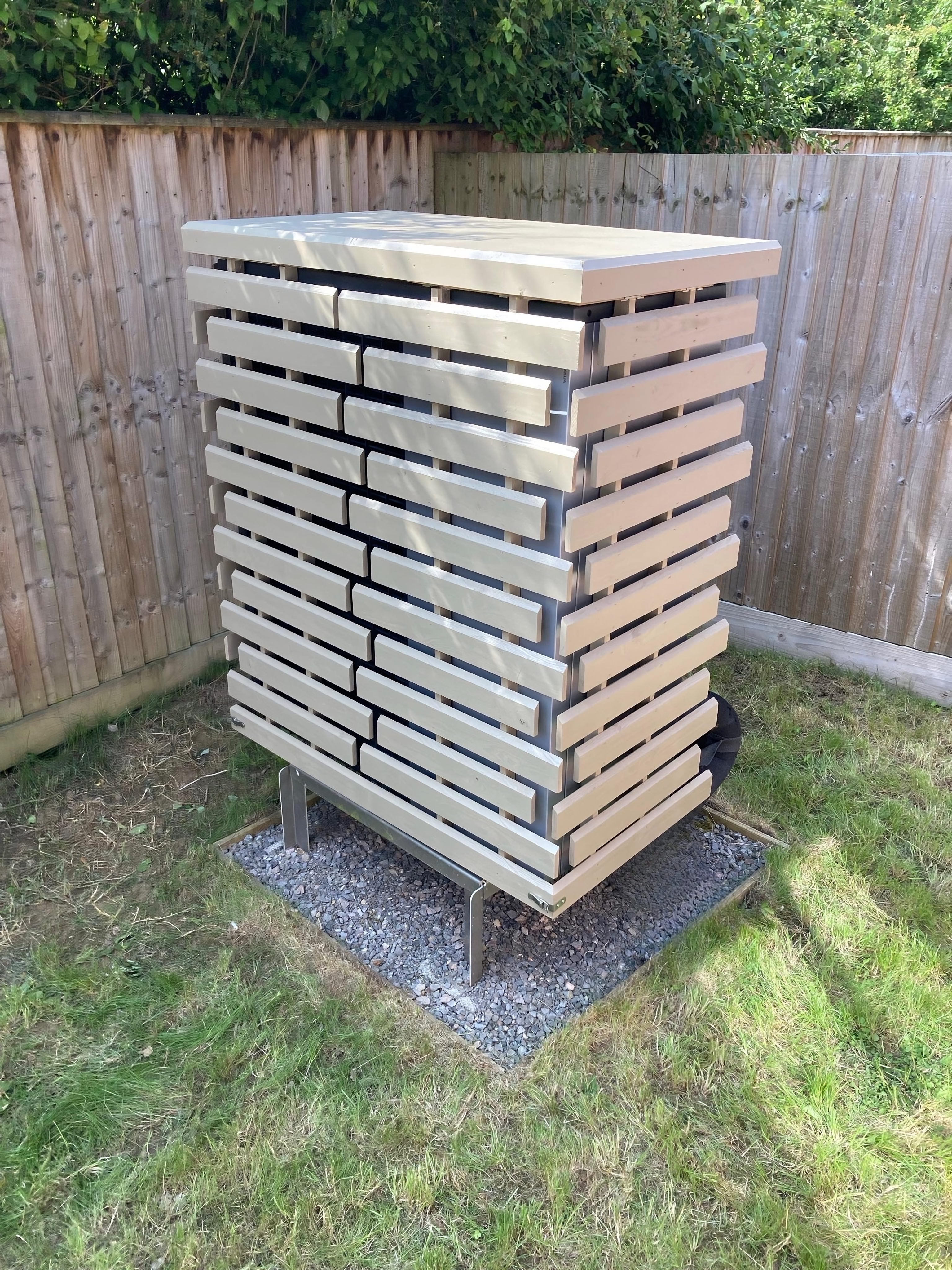 Double fan heat pump cover in antler brown